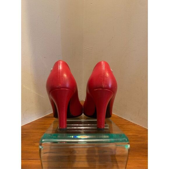 Gucci Womens Red Round Toe Stilettos Heel Platform Pump Shoes Size 40 - Picture 6 of 9